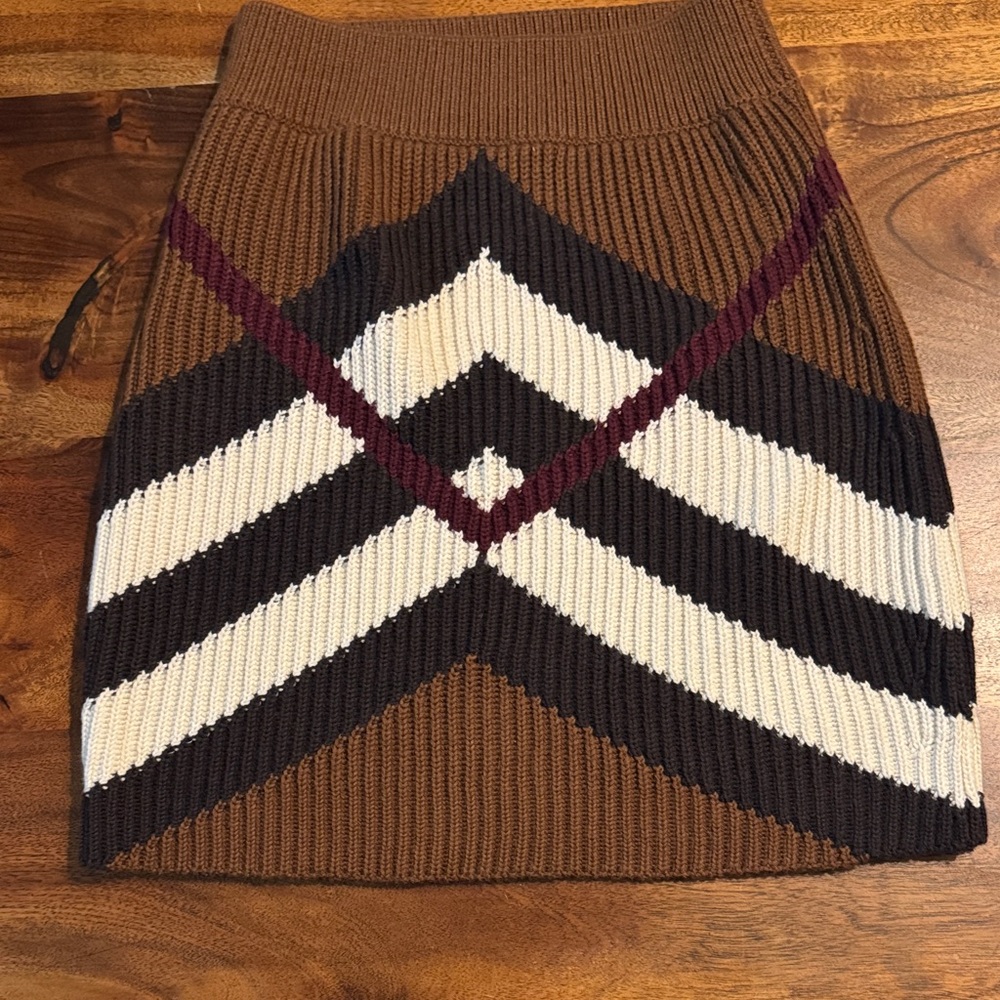 Burberry Brown and Cream Chevron Knit Skirt